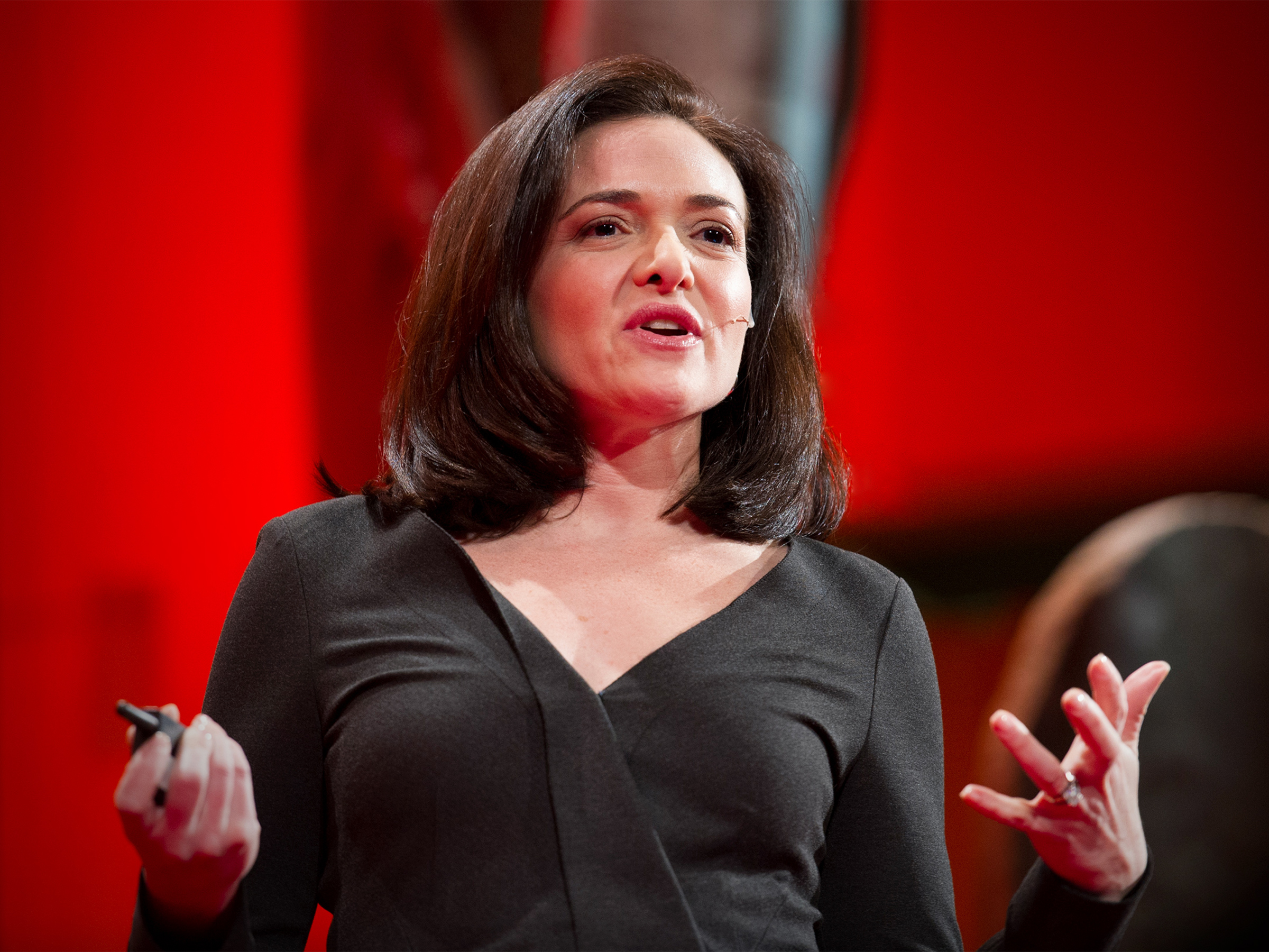 Шерил Сэндберг: Почему среди нас так мало женщин-руководителей | TED Talk